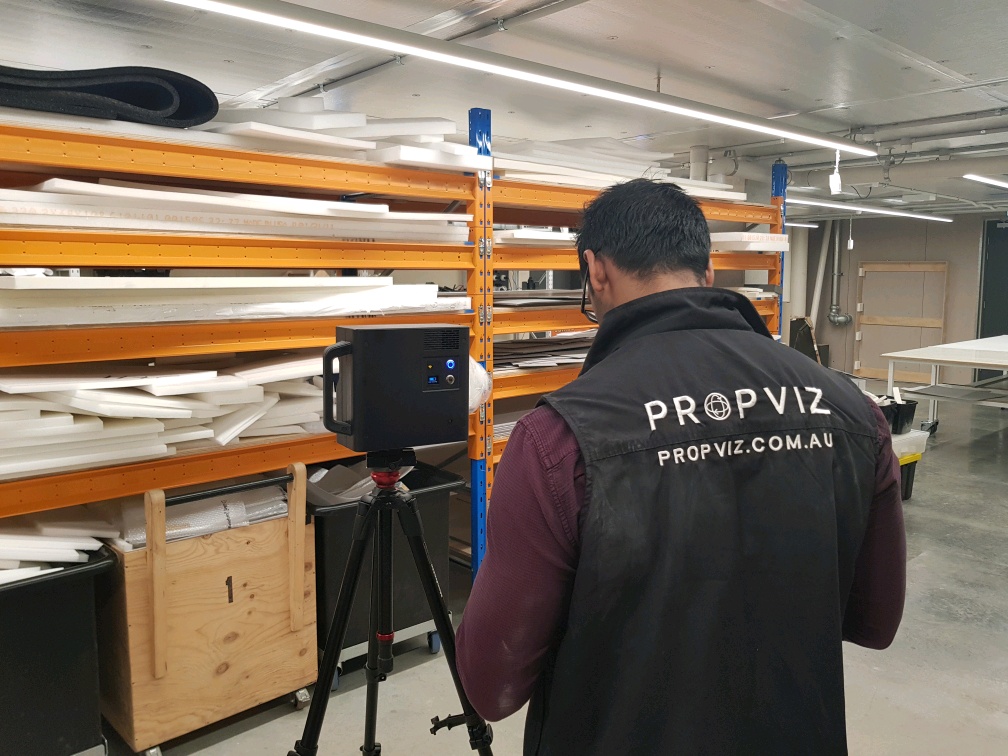 3d scanning an object and people