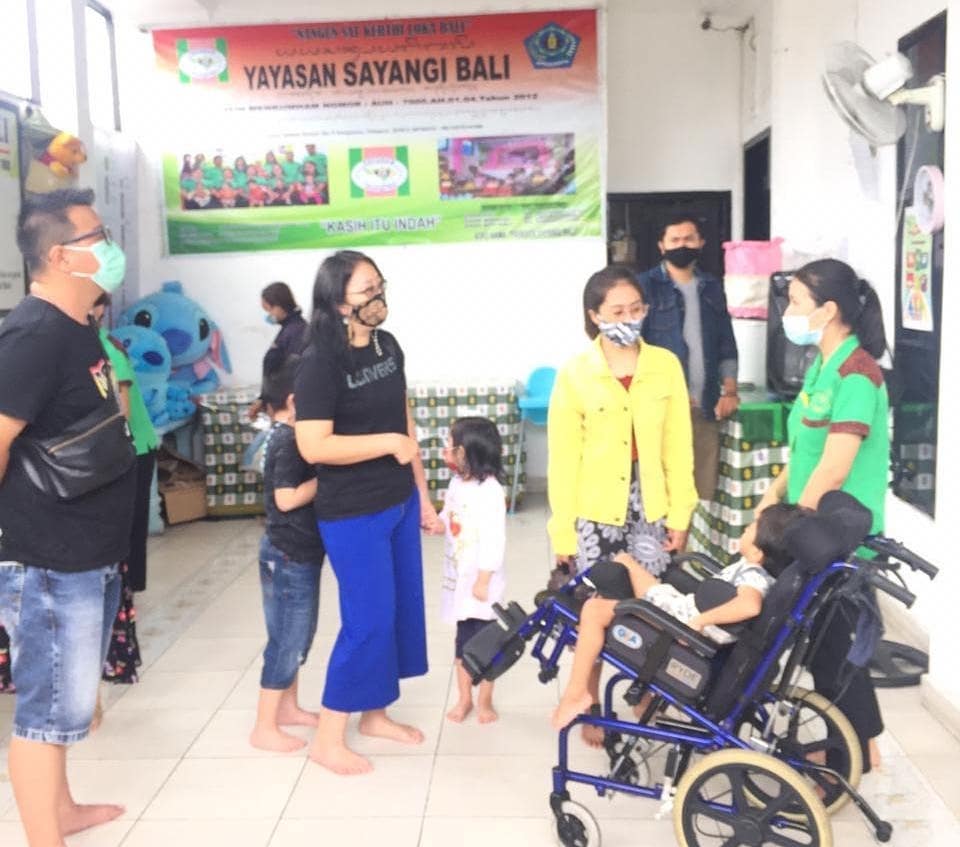 outreach at yayasan sayangi bali