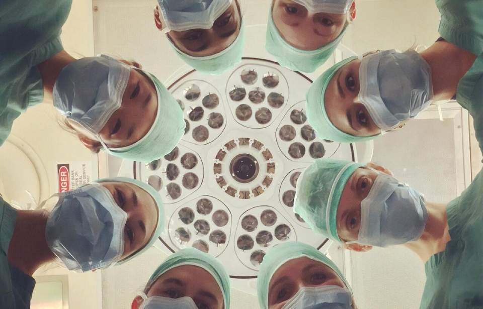 How Is Augmented Reality Utilised In Healthcare Sector?